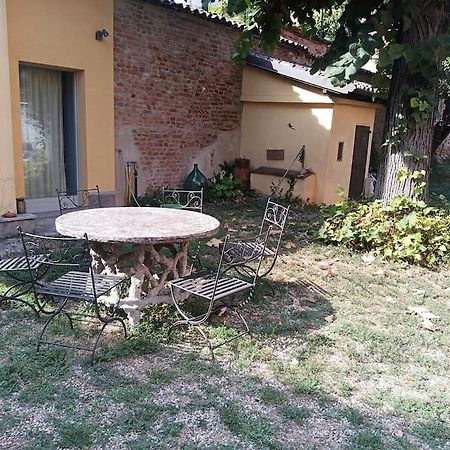 Suite Per Gli Ospiti Pavia Exteriör bild